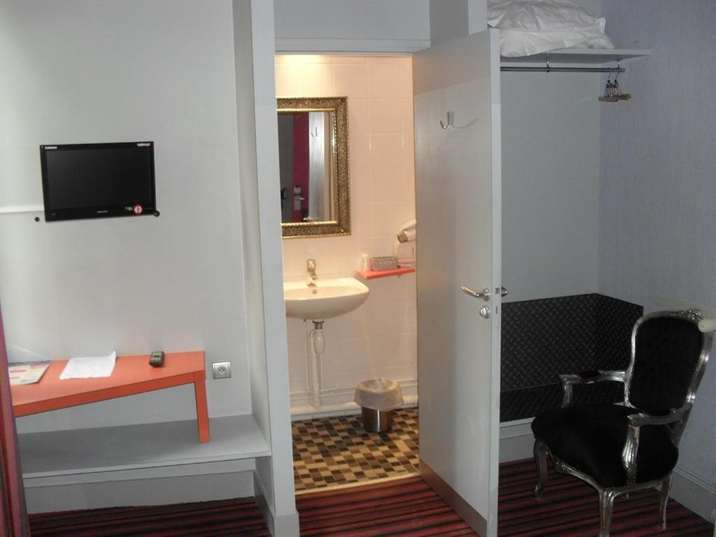 Latino Centre Hotel